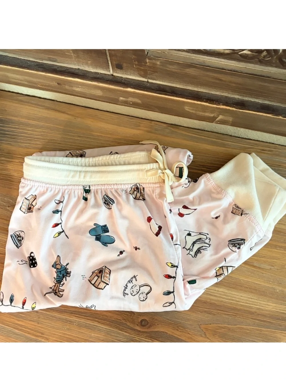 Kate Spade Henley Holiday Pajama Set